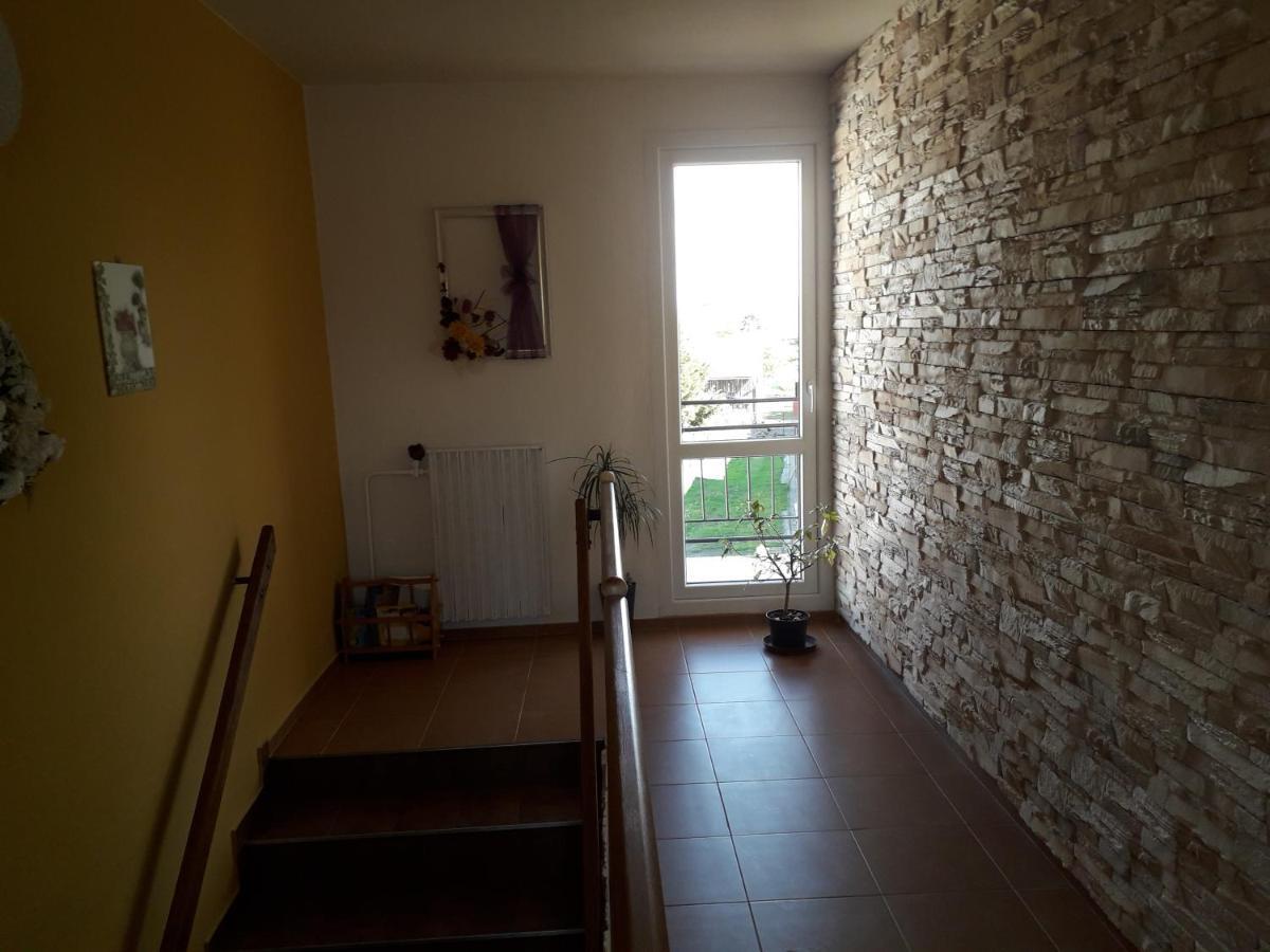 Ubytovani Anezka Lednice Bagian luar foto